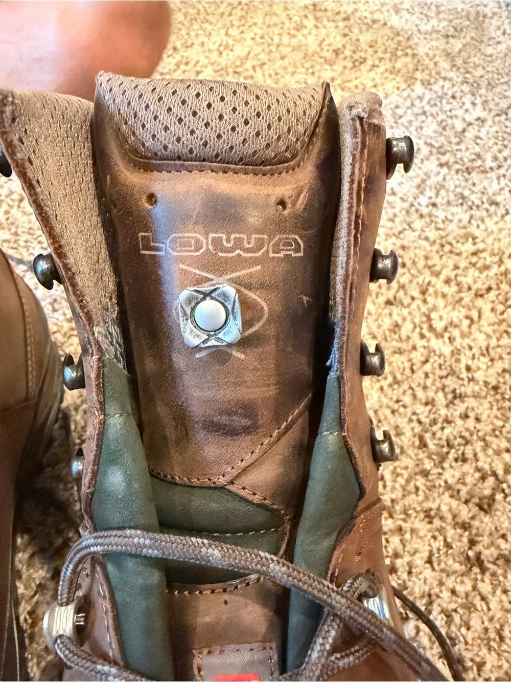 LOWA Men’s bighorn hunter G3 GTX  Waterproof Hiking Boots size 11.5